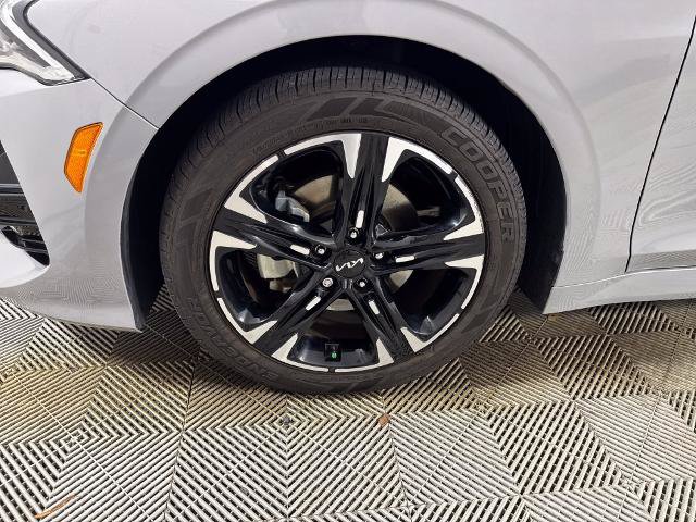 Used 2024 Kia K5 GT-Line w/ GT-Line Premium Package FWD image 12