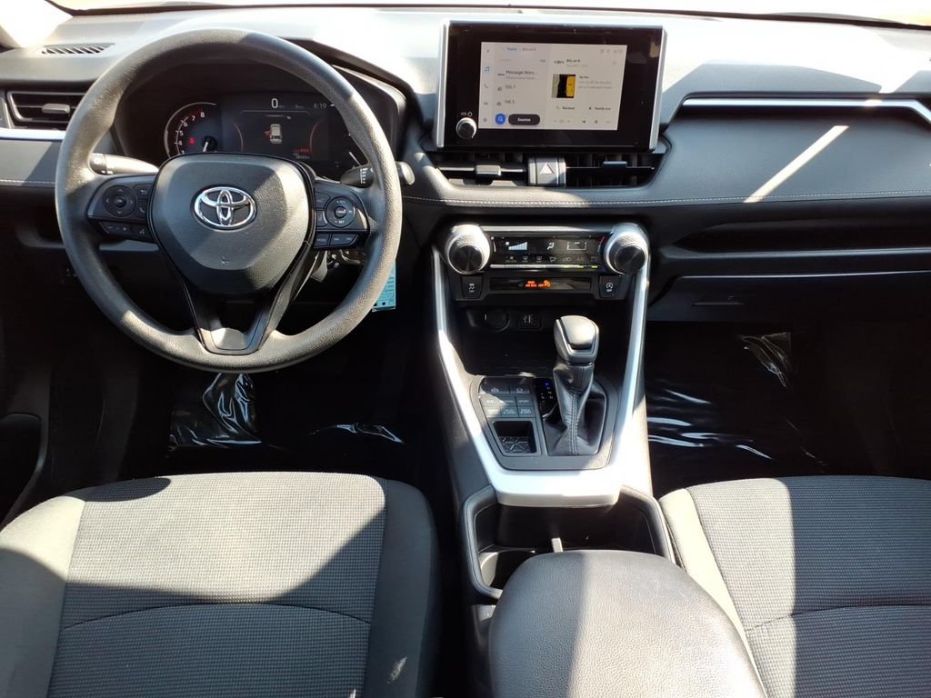 Used 2023 Toyota RAV4 LE AWD/4WD image 13