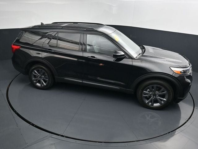 Certified 2023 Ford Explorer XLT w/ Equipment Group 202A AWD/4WD image 31
