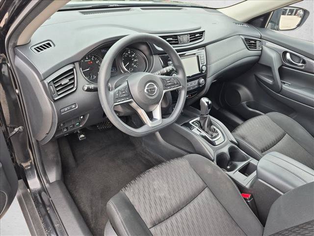Used 2018 Nissan Rogue S AWD/4WD image 10