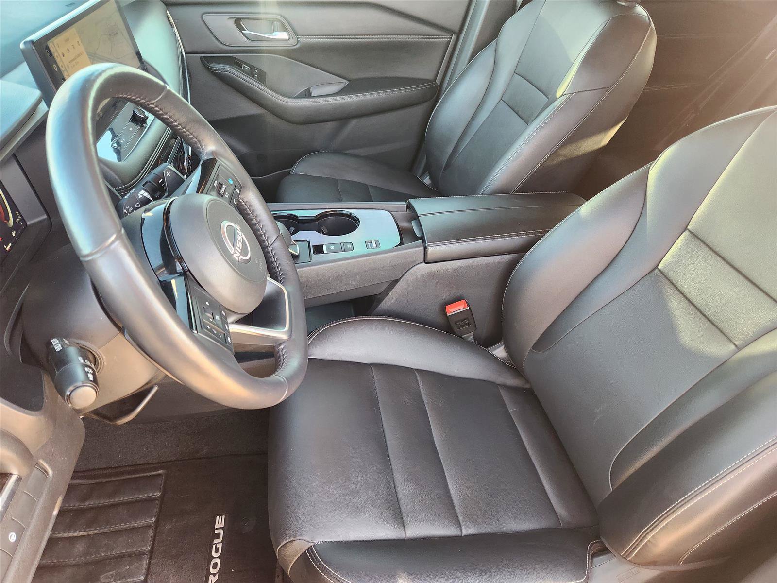 Used 2024 Nissan Rogue SL FWD image 10