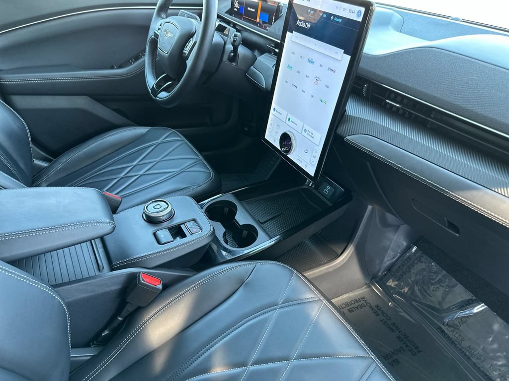 Certified 2024 Ford Mustang Mach-E Select RWD image 15