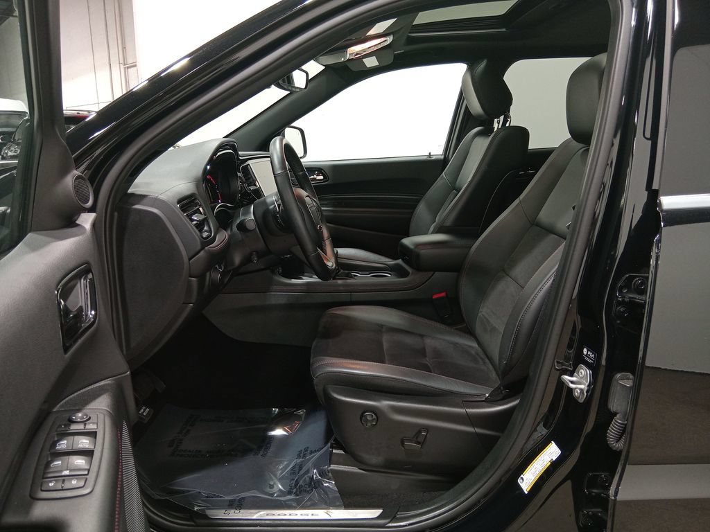 Used 2022 Dodge Durango R/T w/ Blacktop Package AWD/4WD image 17