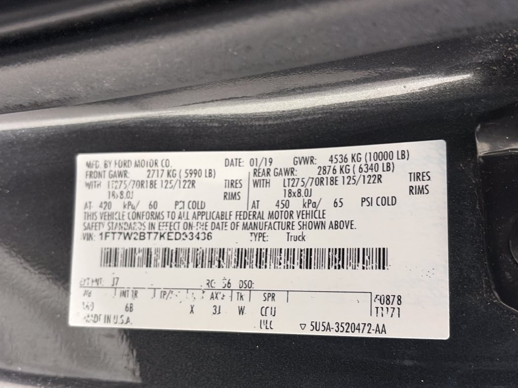 Certified 2019 Ford F250 Lariat w/ Lariat Value Package AWD/4WD image 9