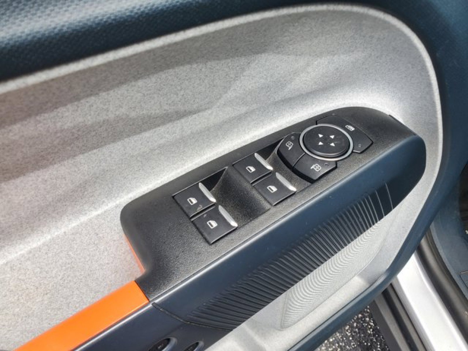 Certified 2022 Ford Maverick XLT w/ XLT Luxury Package FWD image 13