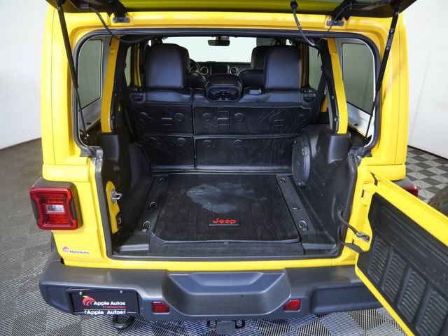 Used 2019 Jeep Wrangler Unlimited Sahara w/ Uconnect 4C Nav & Sound Group AWD/4WD image 30