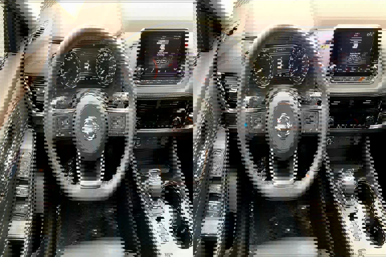 Used 2023 Nissan Rogue SL image 8