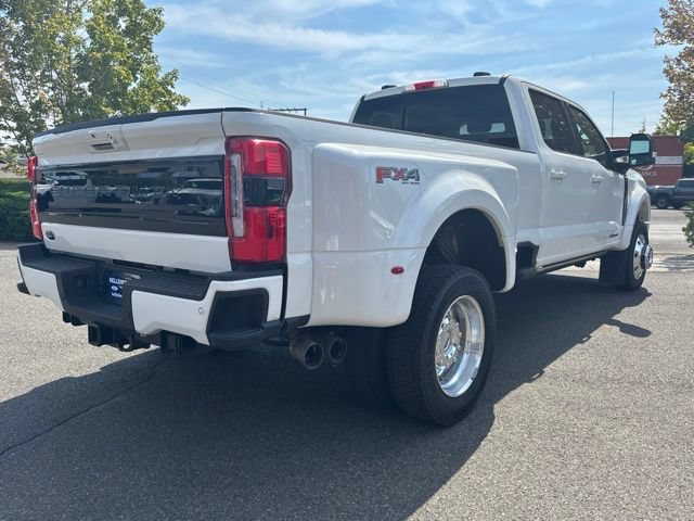 Certified 2025 Ford F450 Platinum w/ FX4 Off-Road Package AWD/4WD image 4