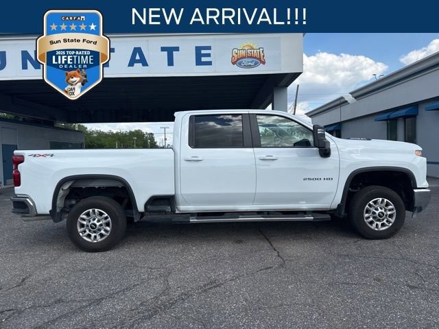 Used 2025 Chevrolet Silverado 2500 LT w/ Convenience Package image 2