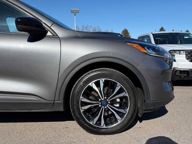 Certified 2021 Ford Escape SE w/ SE Sport Appearance Package image 5