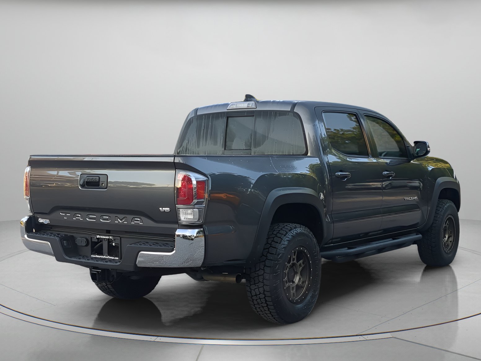 Used 2021 Toyota Tacoma TRD Off-Road AWD/4WD image 40