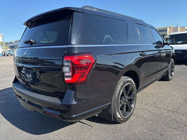 Certified 2024 Ford Expedition Max Limited RWD image 3