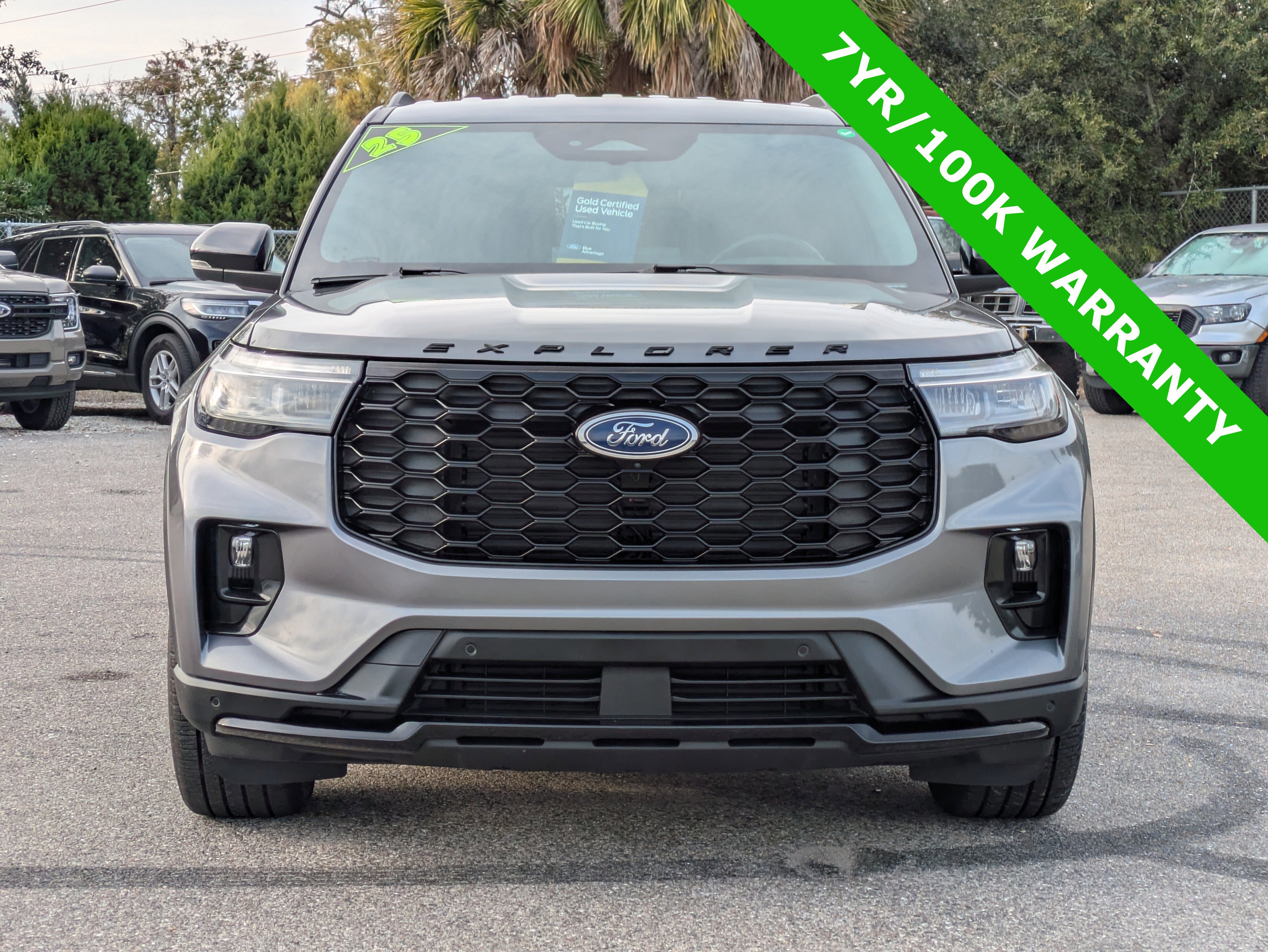 Certified 2025 Ford Explorer ST-Line w/ ST-Line Street Pack image 9