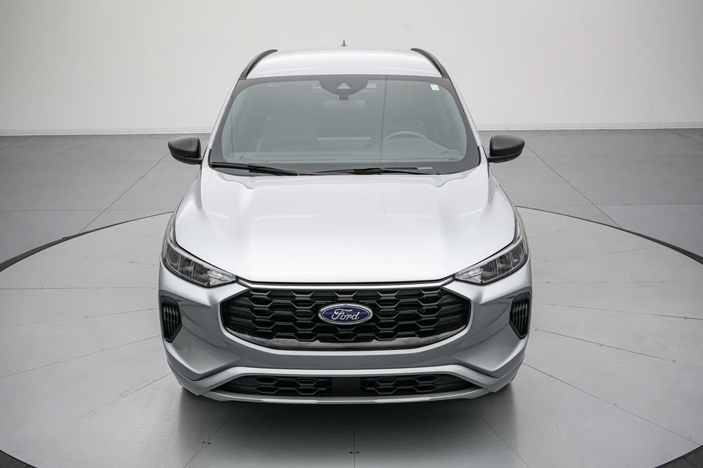 Certified 2024 Ford Escape ST-Line w/ Tech Pack #1 AWD/4WD image 9