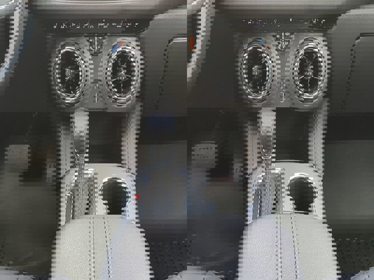 Used 2021 Chevrolet Blazer LT w/ Redline Edition image 17