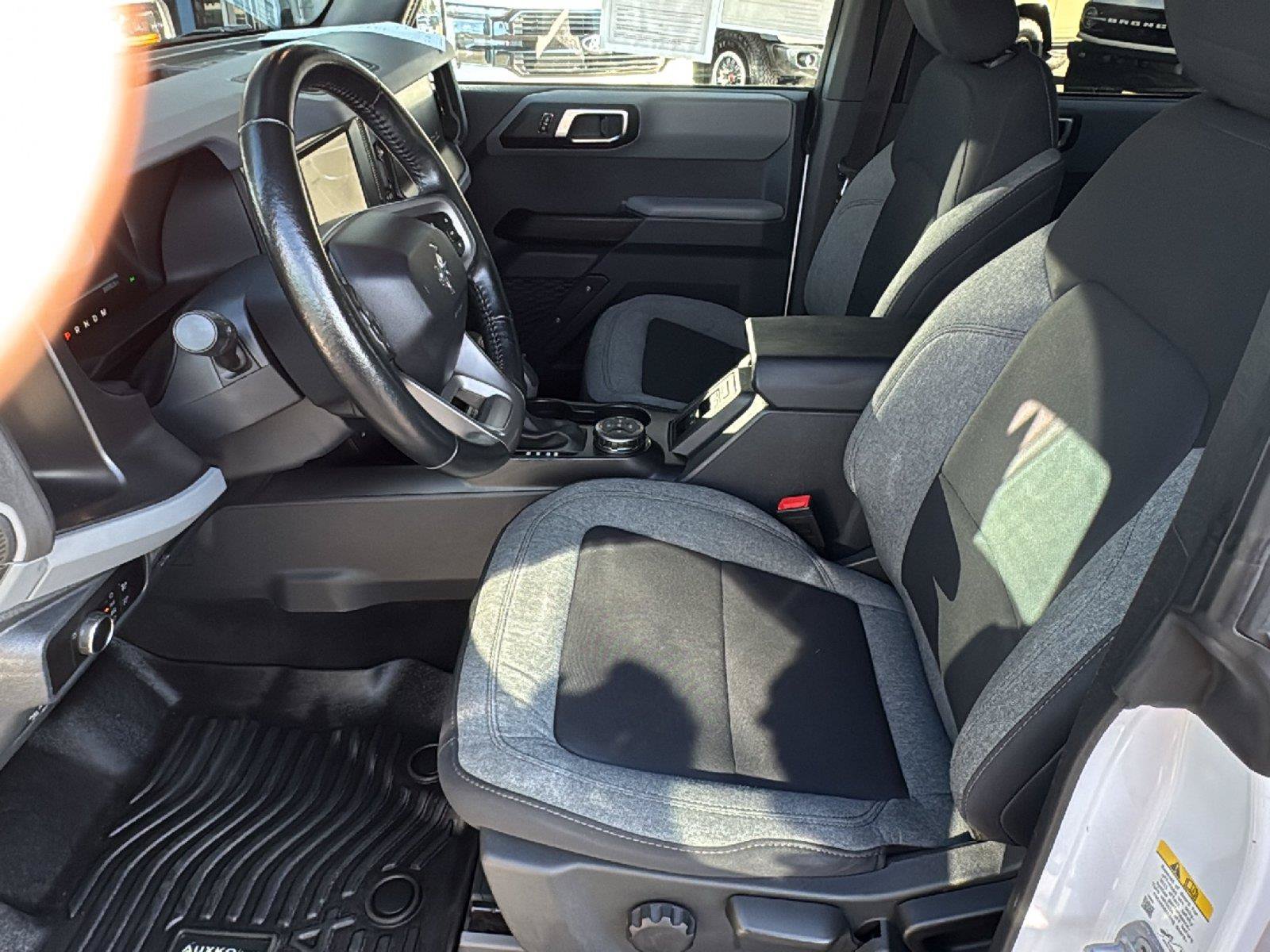 Certified 2023 Ford Bronco Big Bend w/ Sasquatch Package AWD/4WD image 27