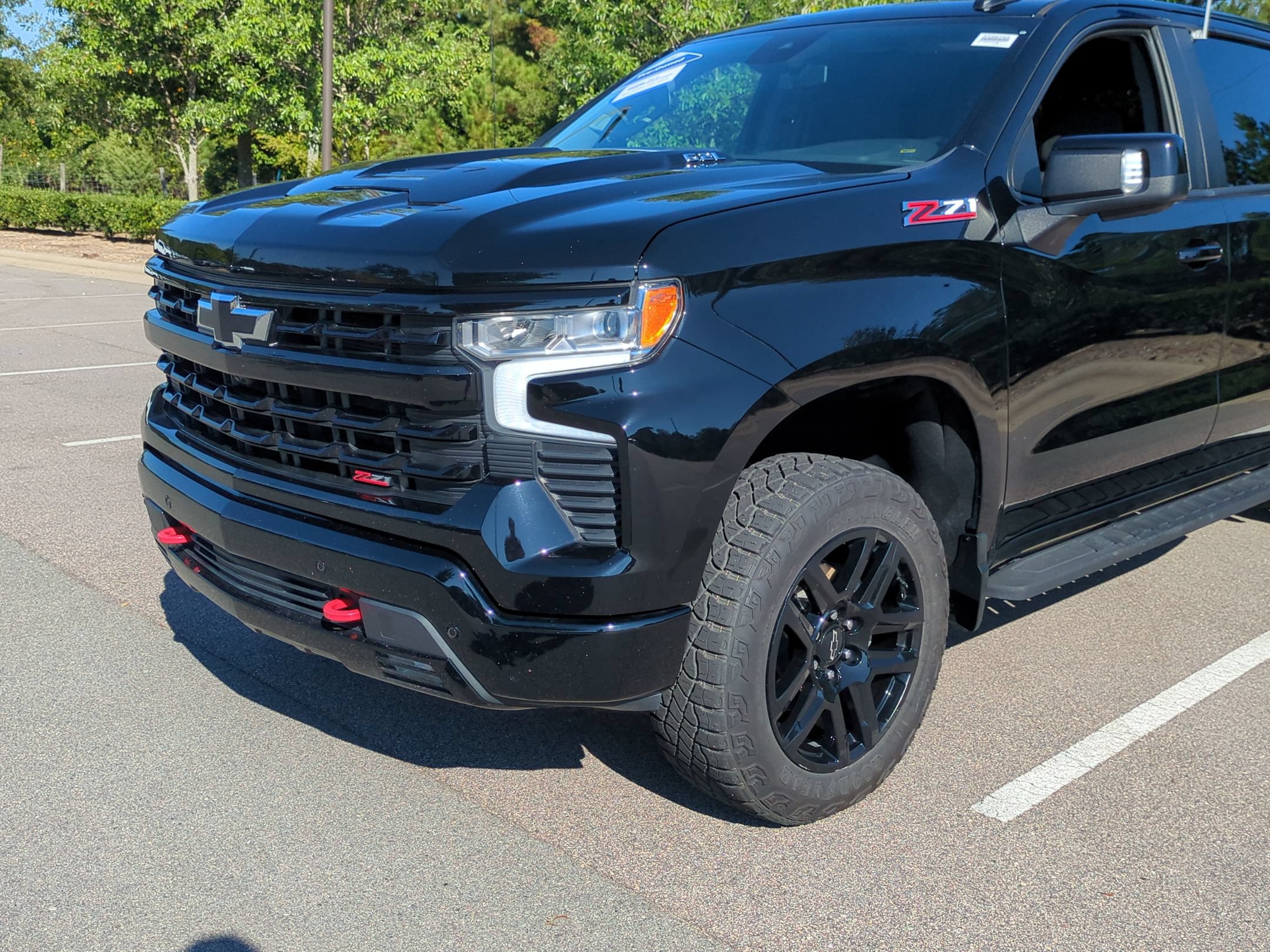 Used 2024 Chevrolet Silverado 1500 LT Trail Boss w/ Convenience Package II AWD/4WD image 10