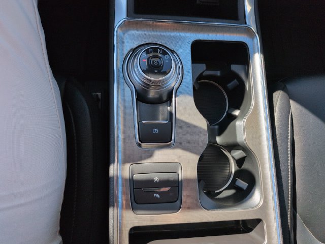 Certified 2024 Ford Edge Titanium AWD/4WD image 44
