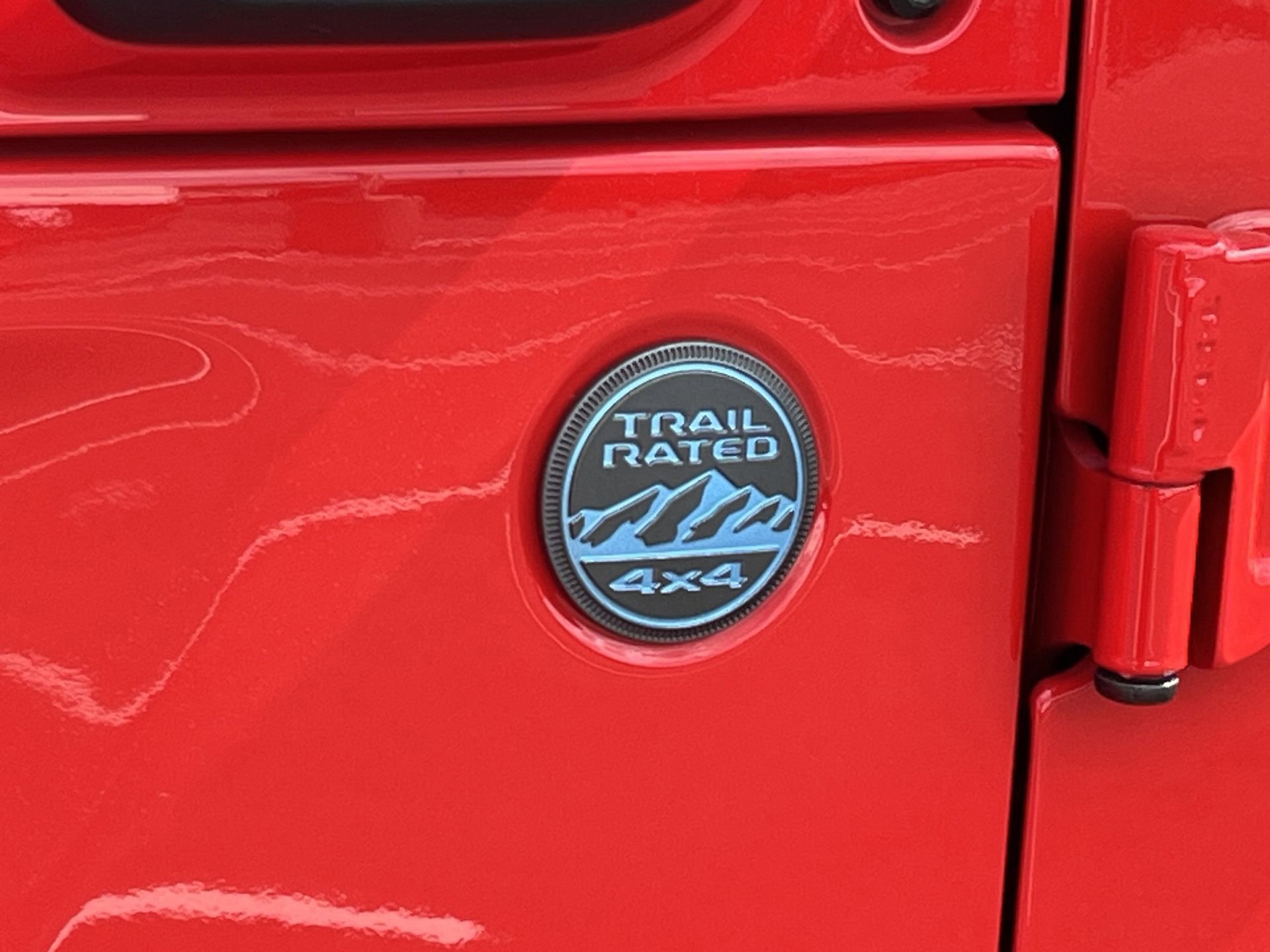 Used 2025 Jeep Wrangler Unlimited Sahara w/ Safety Group image 28