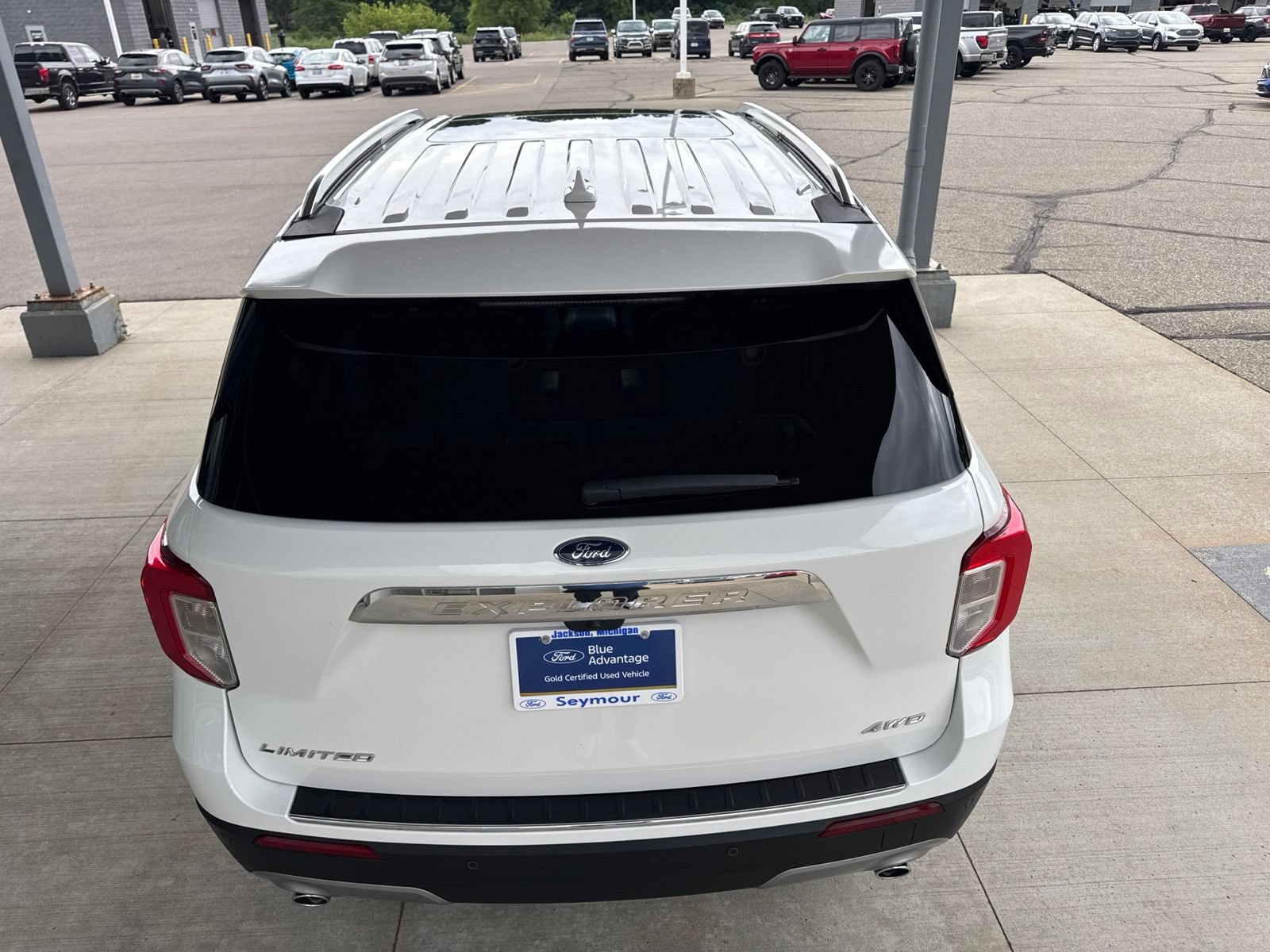 Certified 2024 Ford Explorer Limited w/ Equipment Group 301A AWD/4WD image 7