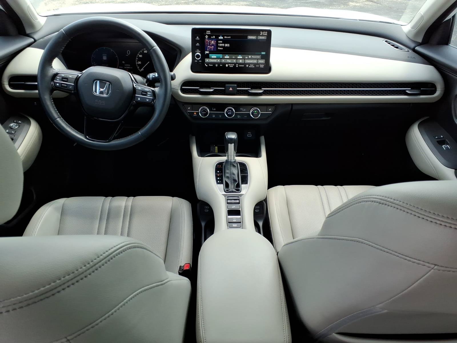 Used 2024 Honda HR-V EX-L image 9