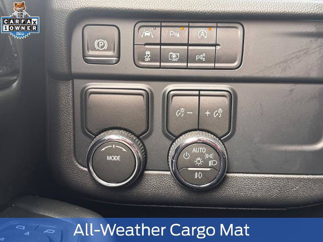 Used 2026 Chevrolet Suburban RST w/ Comfort Package RWD image 24