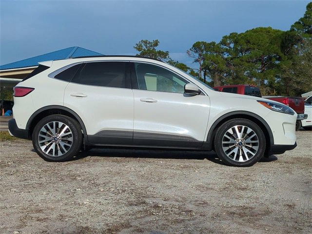 Certified 2021 Ford Escape Titanium image 6