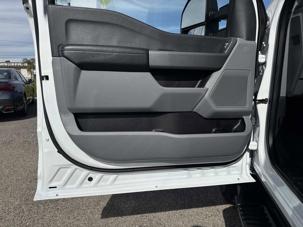 Certified 2023 Ford F250 XL w/ STX Appearance Package image 18