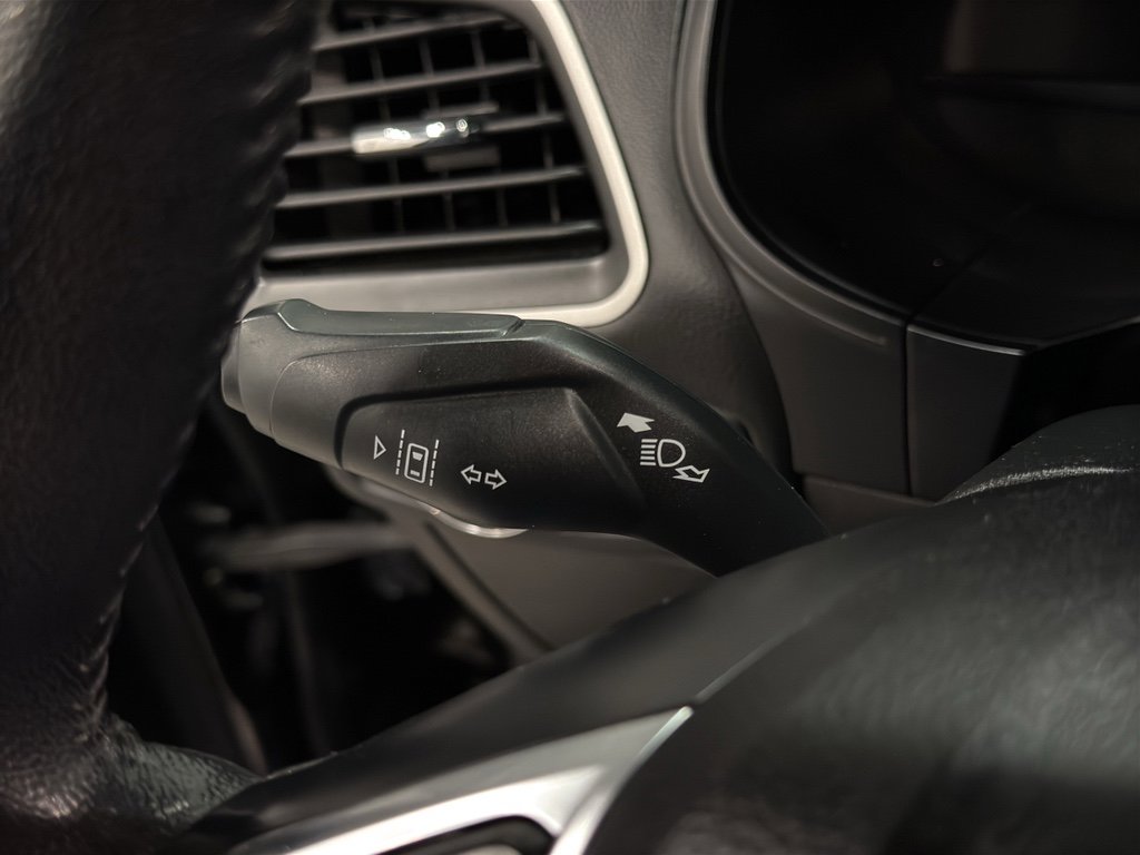 Certified 2023 Ford Edge SEL image 16