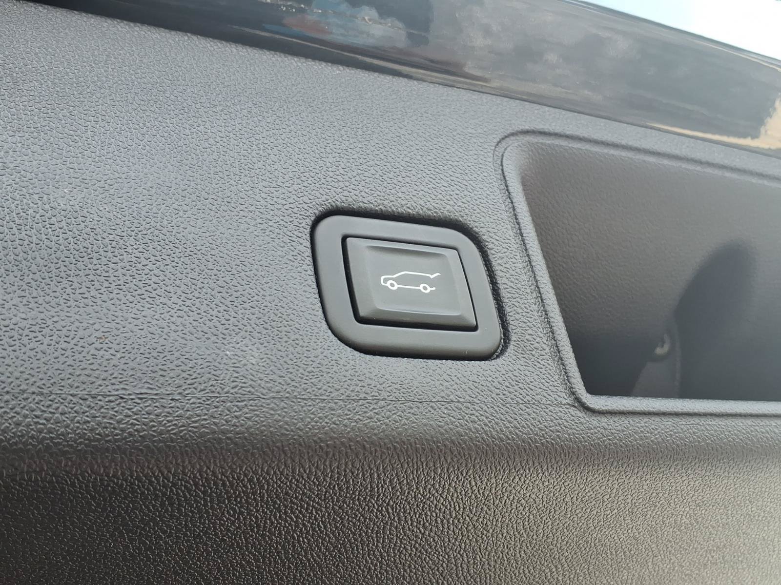 Used 2022 GMC Terrain Denali AWD/4WD image 26