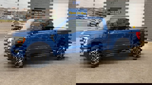 Certified 2022 Ford F150 XLT w/ Equipment Group 302A High image 6