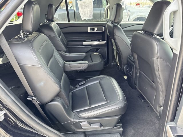 Certified 2023 Ford Explorer XLT w/ Equipment Group 202A AWD/4WD image 13