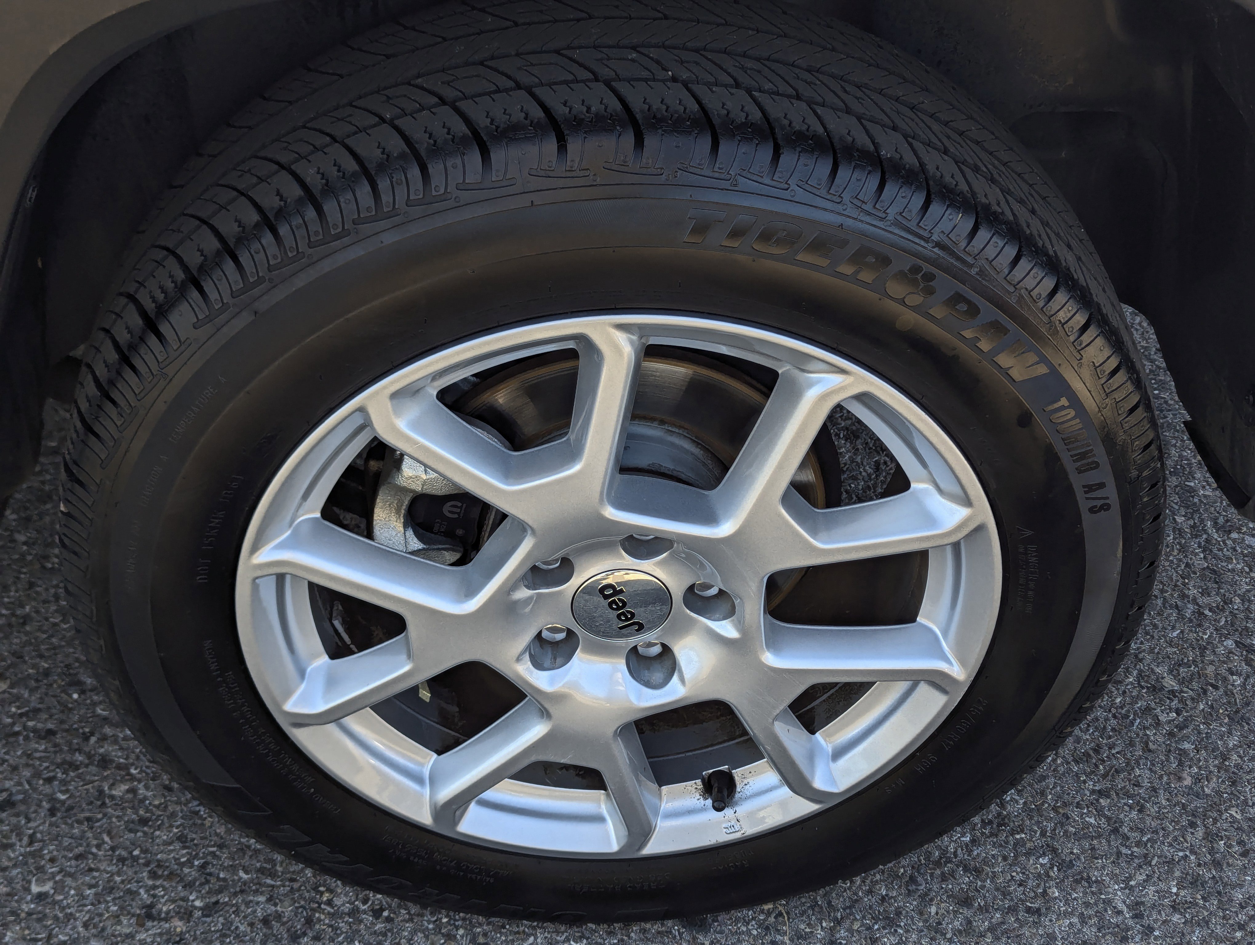 Used 2023 Jeep Renegade Latitude image 7