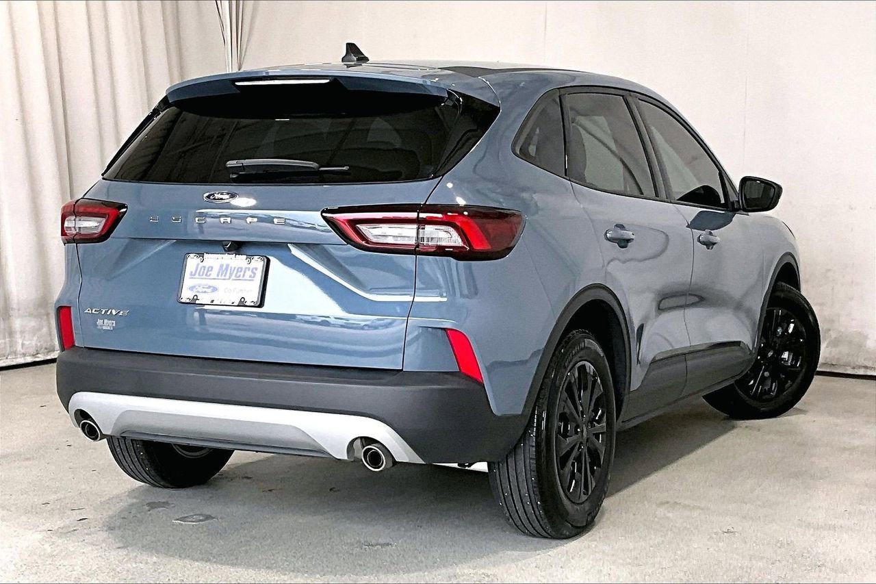 Certified 2025 Ford Escape Active FWD image 13