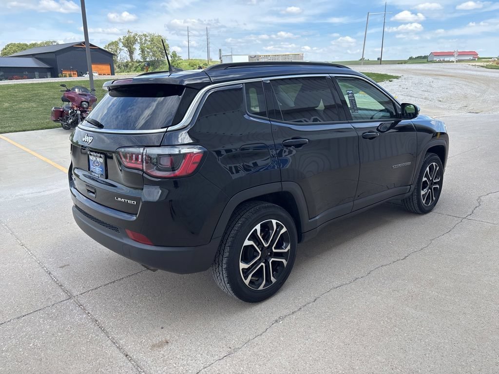 Used 2022 Jeep Compass Limited AWD/4WD image 4