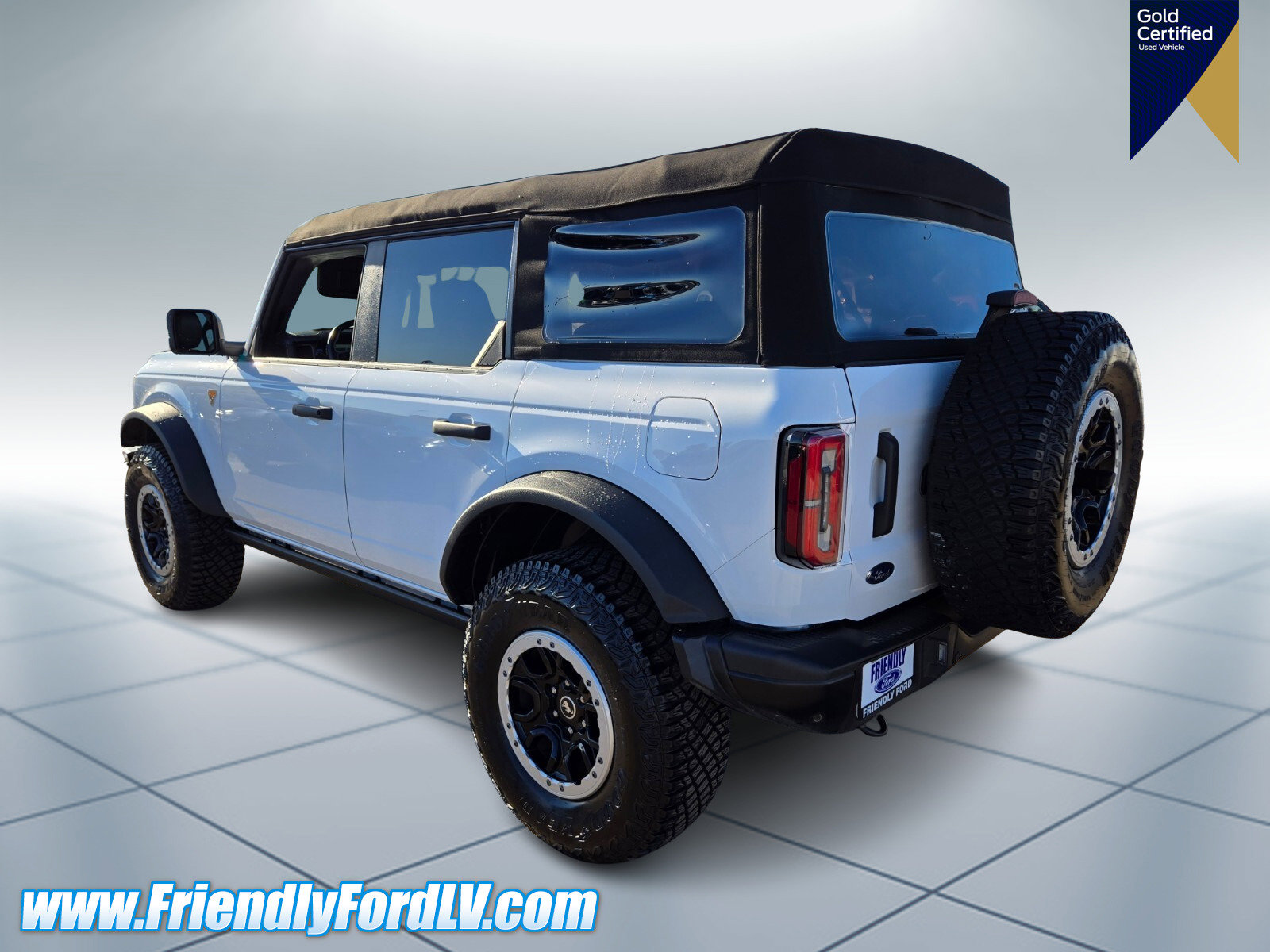 Certified 2024 Ford Bronco Badlands image 4