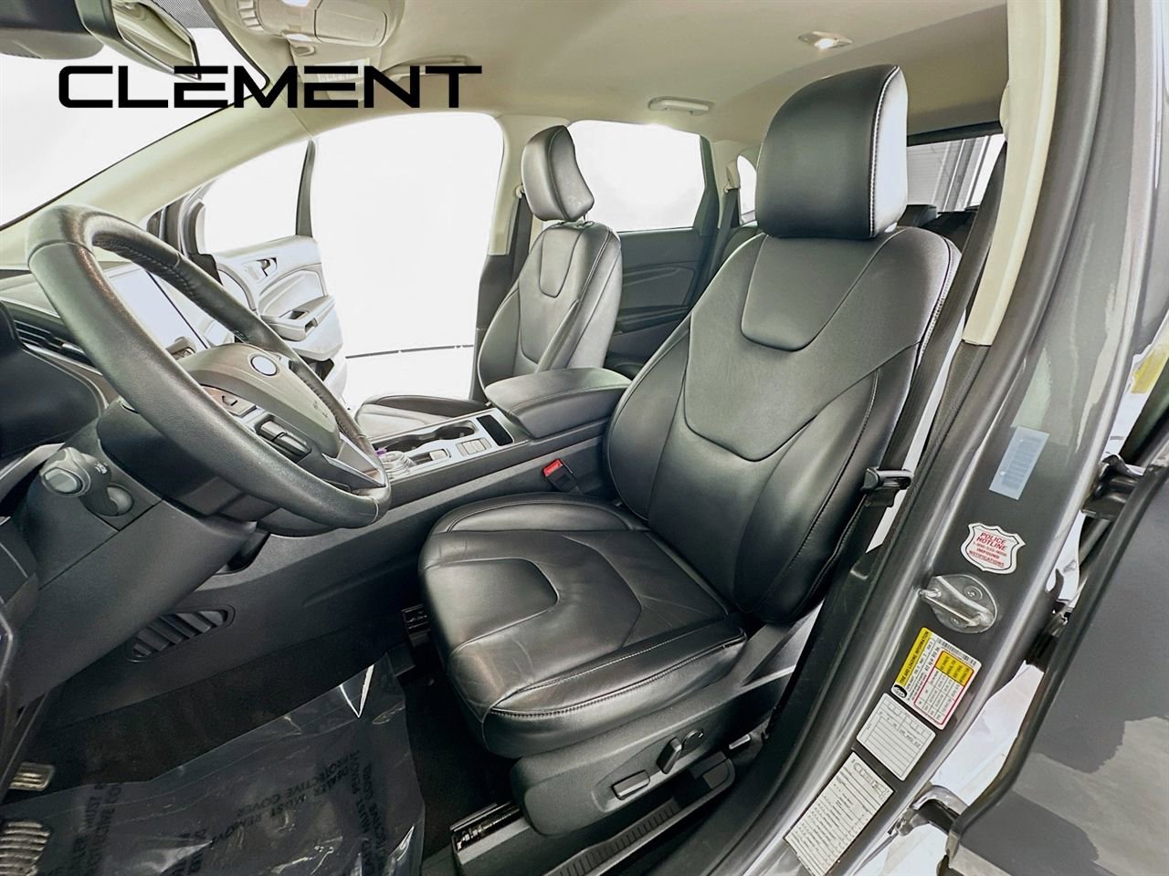 Certified 2022 Ford Edge Titanium image 29