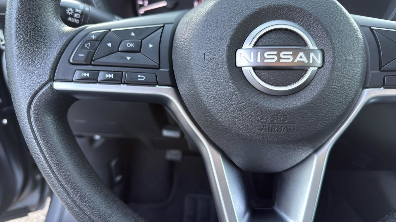 Used 2024 Nissan Sentra SV image 17