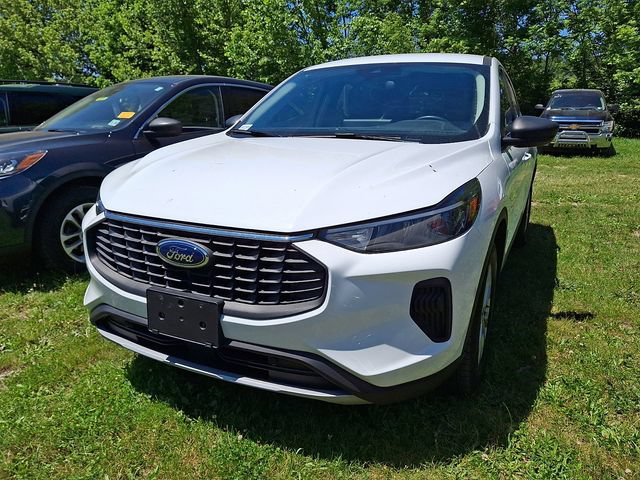 Certified 2023 Ford Escape Active w/ Tech Pack #1 AWD/4WD image 3