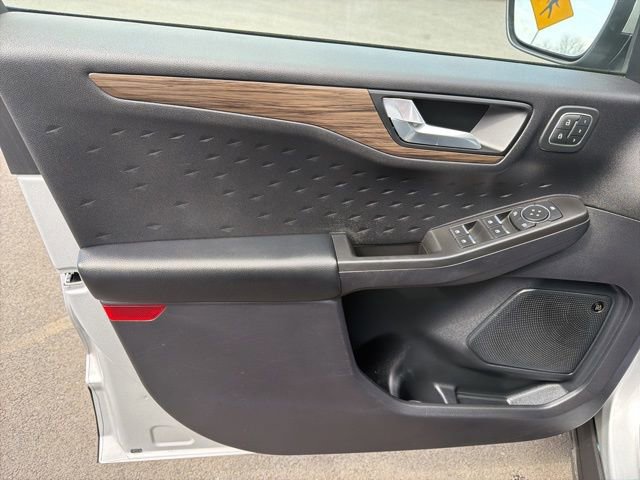 Certified 2020 Ford Escape Titanium image 16