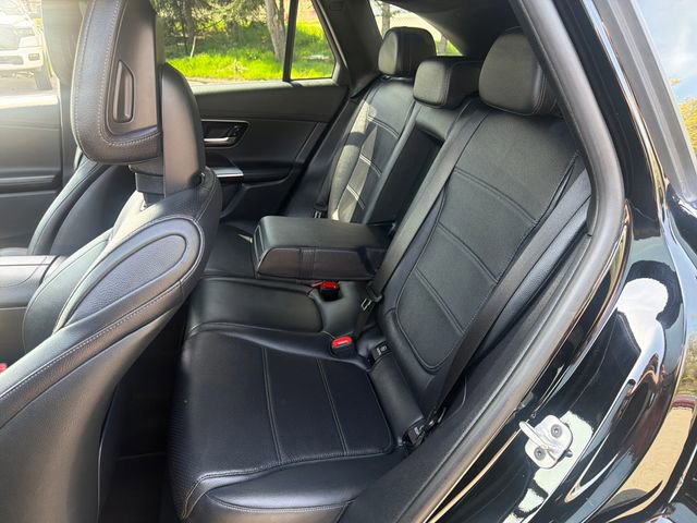 Used 2024 Mercedes-Benz GLC 300 4MATIC image 26