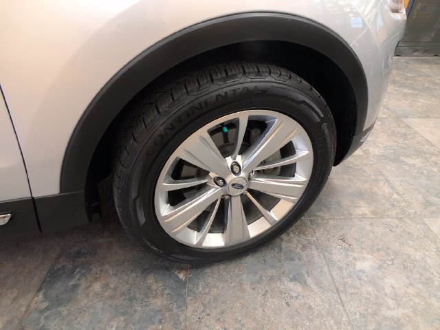Certified 2019 Ford Explorer Limited w/ Class III Trailer Tow Package FWD image 9
