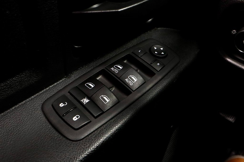 Used 2022 RAM 2500 Tradesman image 25