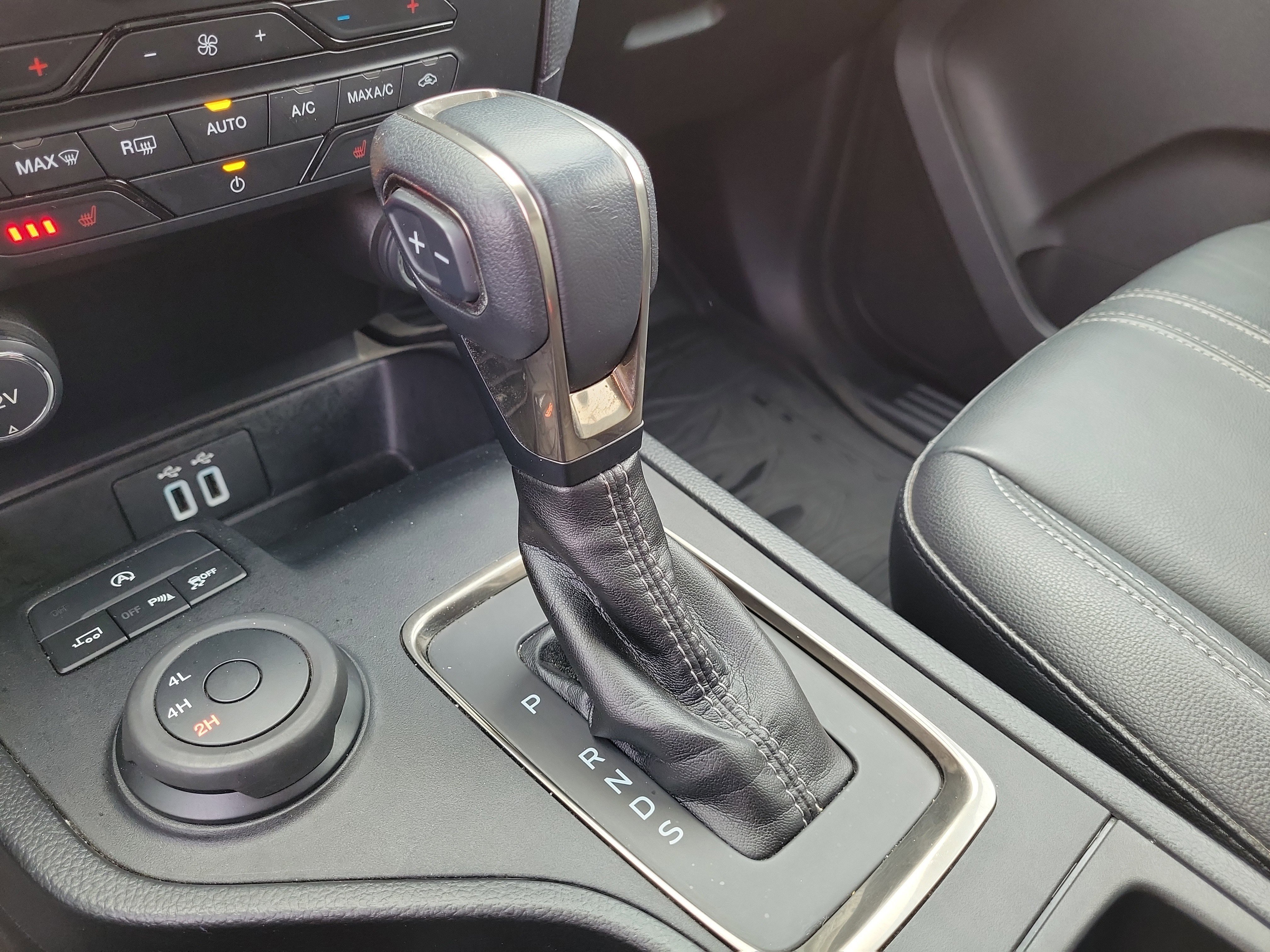 Certified 2019 Ford Ranger Lariat w/ Trailer Tow Package image 33