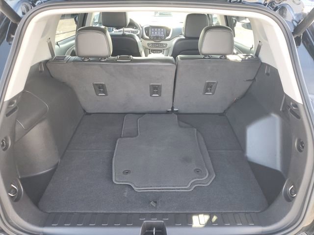 Used 2023 GMC Terrain SLT image 9