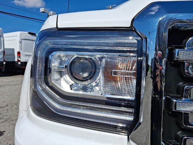 Used 2018 GMC Sierra 1500 SLT w/ SLT Premium Package image 9