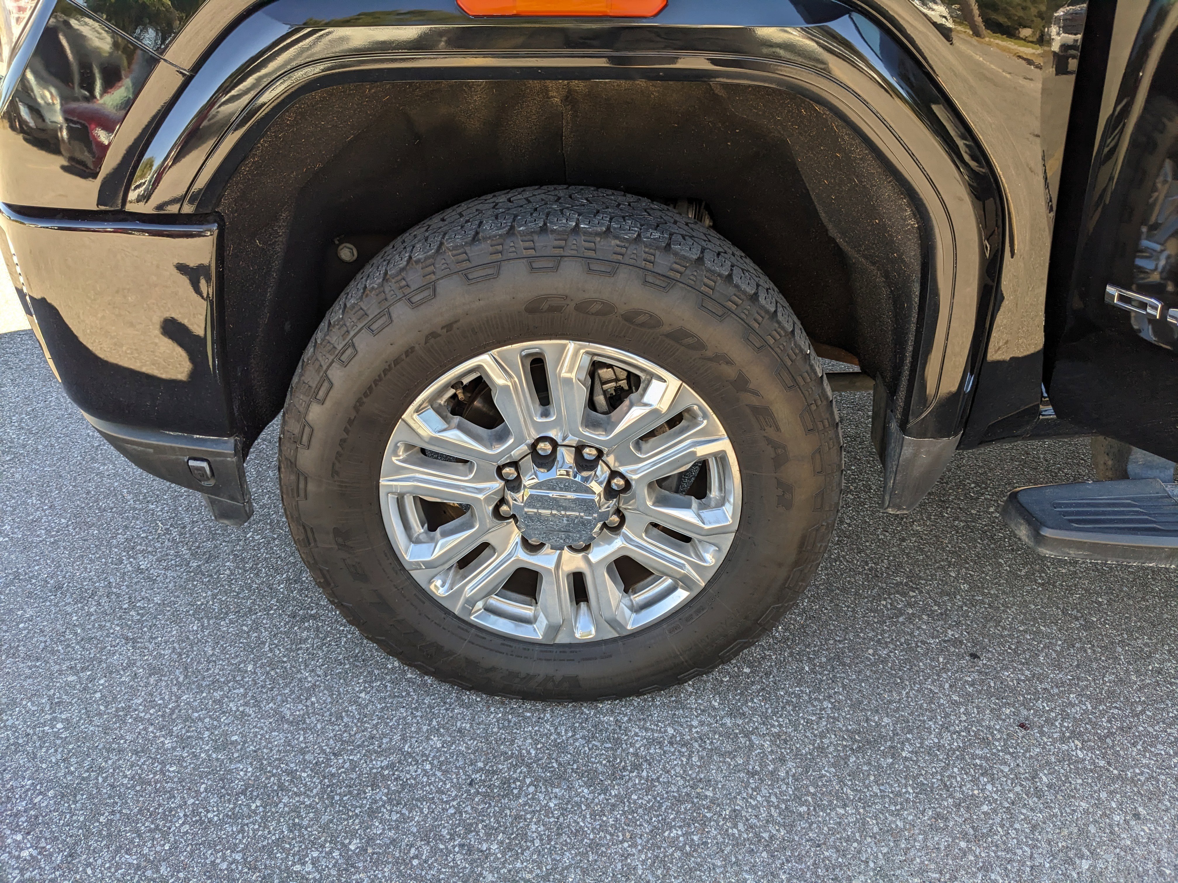 Used 2022 GMC Sierra 2500 Denali w/ Denali Ultimate Package image 38