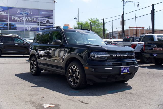 Certified 2022 Ford Bronco Sport Outer Banks w/ Tech Package AWD/4WD image 1