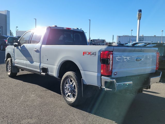 Certified 2025 Ford F350 Lariat w/ Lariat Ultimate Package image 3