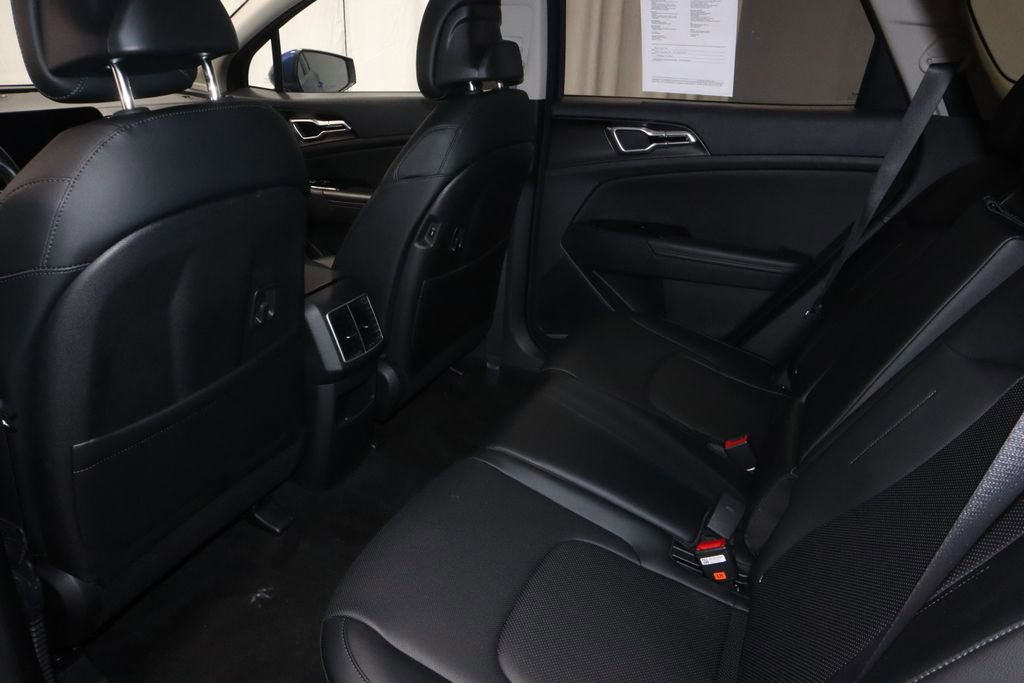 Used 2023 Kia Sportage EX FWD image 21